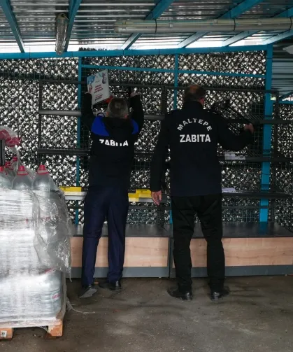 İstanbul Maltepe'de market işgalleri kaldırılıyor