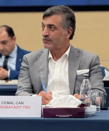 Ağrı Doğubayazıt'ta ticaret durma noktasına geldi