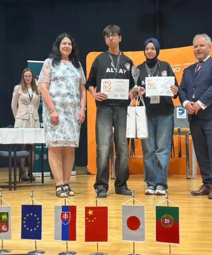 Bursa'da Yıldırım Ticaret MTAL'den Avrupa'da robotik zafer