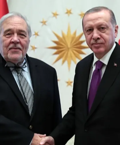 Cumhurbaşkanı Erdoğan'dan Türk tarihinin duayenine taziye mesajı