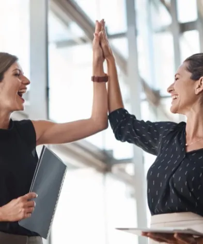 İstatistiklerle eğitim, işgücü ve sağlıkta kadın... Erkeklerden 5,2 yıl daha uzun yaşıyorlar