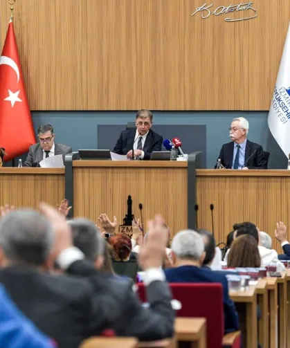 İzmir'de Başkan Tugay'dan kredi tepkisi!