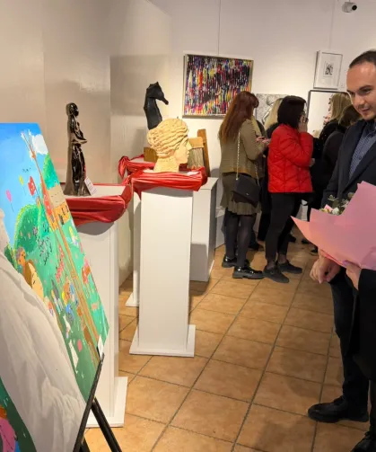 İzmit'te 'Ve kadın dokununca' sergisi kapılarını açtı