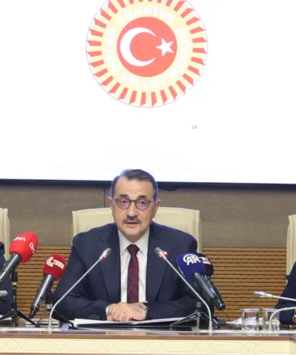 Komisyon beklenen raporu sundu... Türkiye yapay zekâda üreten ve düzenleyen olacak