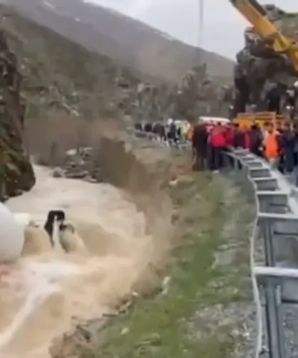 Bitlis Hizan'da beton mikseri kazası