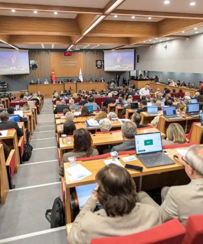 İzmir Büyükşehir ve ESHOT 2025 faaliyet raporu kabul edildi