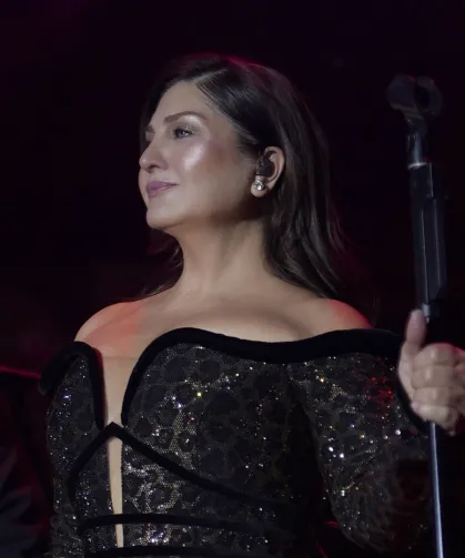 Sibel Can'dan İstanbul gecelerine ışıltılı start