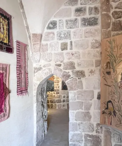 'Eşik' sergisi Mardin'de kapılarını açtı