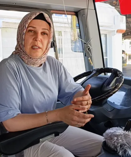 Kadın şoförden örnek davranış