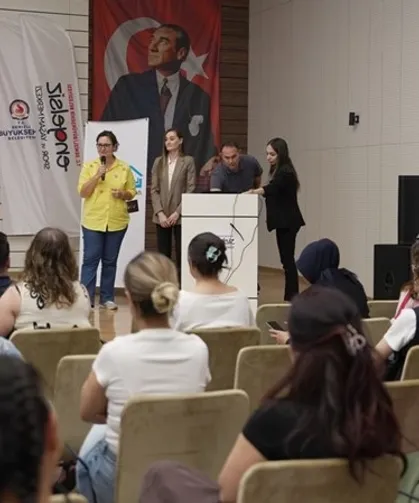 Denizli Büyükşehir Belediyesi ve LÖSEV'den Kanserle Mücadele İçin Farkındalık Semineri