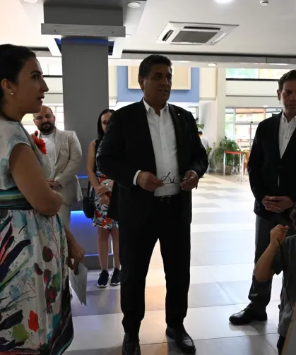 Manisa'da plastik atıklar sanata dönüştü