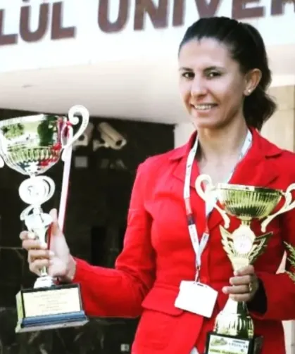 Doç. Dr. Esra Kürkcü Akgönül'den Uluslararası Bisiklet Antrenörlüğü Başarısı