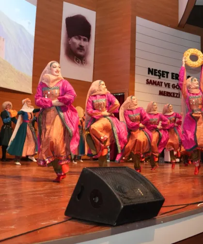 Kuzey Kafkasya Kültür ve Sanat Festivali'nde renkli görüntüler