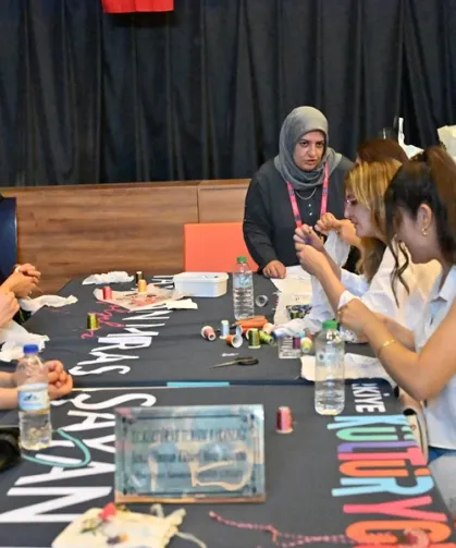 Van Kültür Yolu Festivali'nde Geleneksel Sanat Rüzgarı