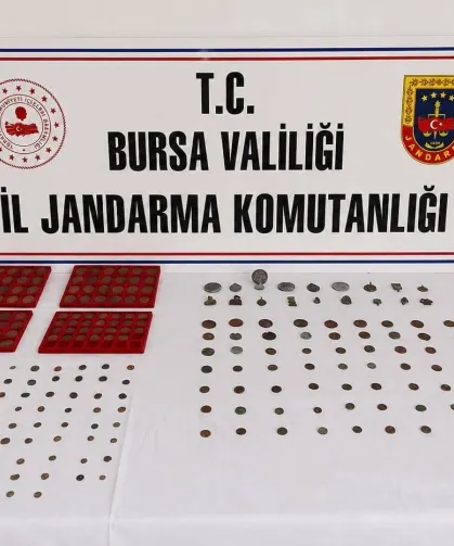 Bursa'da tarihi eser operasyonu! 273 sikke ve 18 obje ele geçirildi