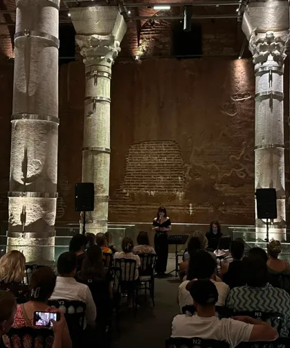 Şerefiye Sarnıcı bin 600 yıllık tarihiyle sanat ve müziğe eşlik ediyor
