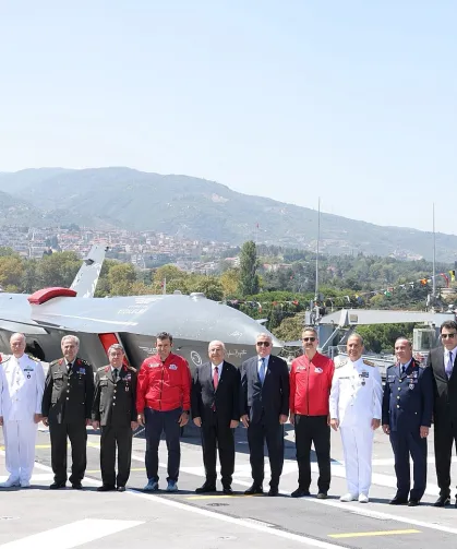 TEKNOFEST Mavi Vatan başladı... Bayraktar: Mavi Vatan'ın tek bir damlasından vazgeçmeyiz