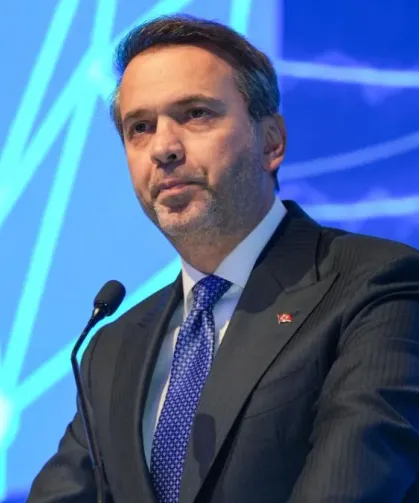 Bakan Bayraktar: Enerji dönüşümünün anahtarı elektrifikasyon