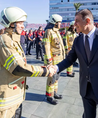 İzmir'de İtfaiyecilik Haftası kutlandı