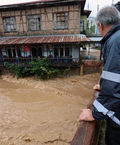 Karasu'da sel alarmı! Sakarya'da yaralar sarılıyor