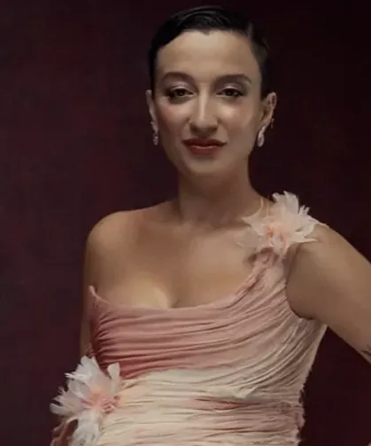 Melike Şahin 'Ölmem Ölemem' ile listeleri altüst etti