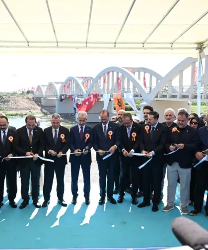 Tarihi Gediz Köprüsü yeniden hizmette