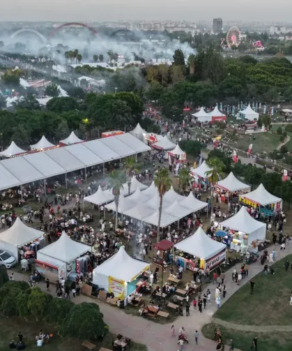 Adana Lezzet Festivali'nde gastronomi rüzgârı esti