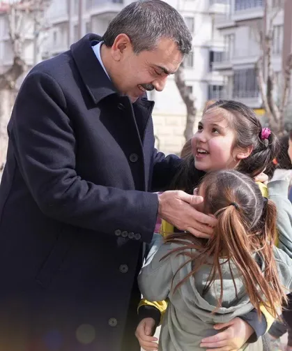 Bakan Tekin'den 11 Ekim Dünya Kız Çocukları Günü mesajı