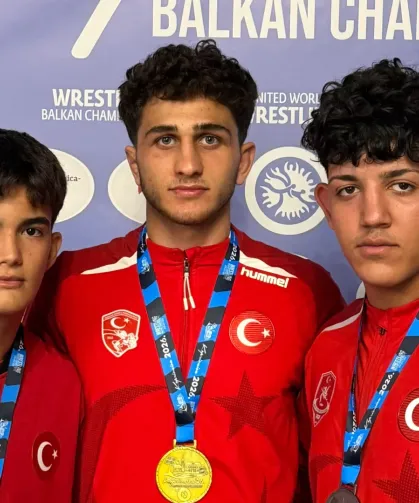 Bursalı güreşçiler Hırvatistan'dan 3 madalyayla döndü