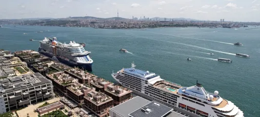 Kruvaziyerde rota Türkiye'ye döndü... Güvenli limanlara talep artıyor