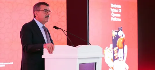 Bakan Tekin Tanıttı: MEB'in Yerli ve Yapay Zeka Destekli Dil Öğrenme Platformu DİLİM