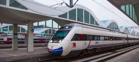YHT seferlerine inşaat ayarı... 13 Ağustos'a kadar 6 tren seferine iptal