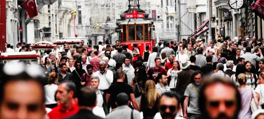 TÜİK 2025 Nüfus Verileri: Türkiye Dünya Sıralamasında 18. Sırada