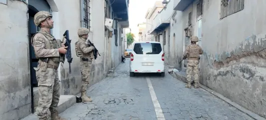 28 ilde DEAŞ'a 83 gözaltı!