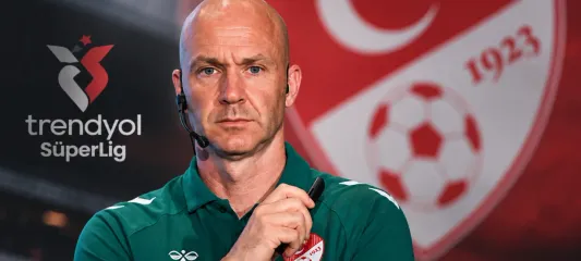 Süper Lig'de hakem atamalarında bir ilk: Anthony Taylor görevi üstlenecek