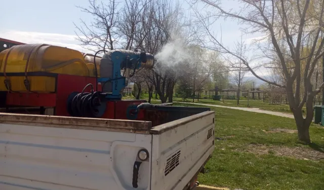 Erzincan'da larva ilaçlaması