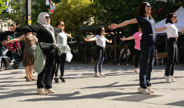 19 Mayıs Gençlik Festivali Küçükpark’ta başladı