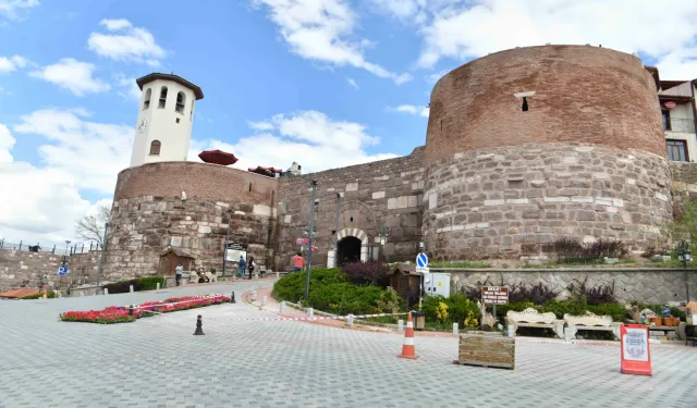 Ankara Kalesi çelik gibi oldu