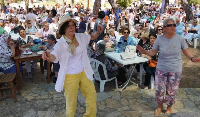 Ayvalık’ta hıdırellez coşkusu Çamlık’ta yaşandı
