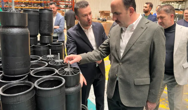Başkan Altay'dan Bilim Mekrezi öğrencileri ve OSB çalışanlarına ziyaret