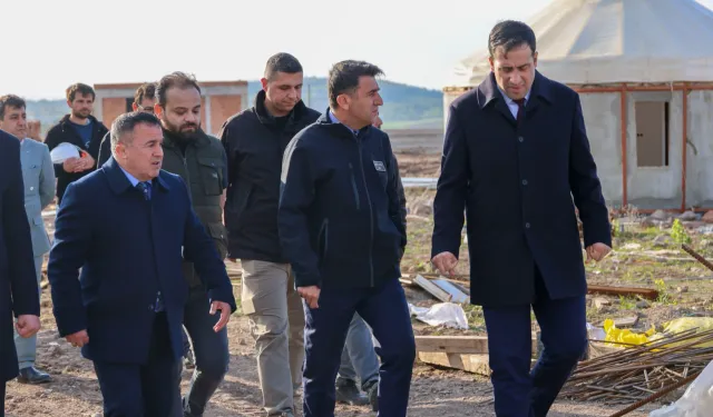 Bilecik Valisi Aygöl, Söğüt’teki Park Projesini yerinde inceledi