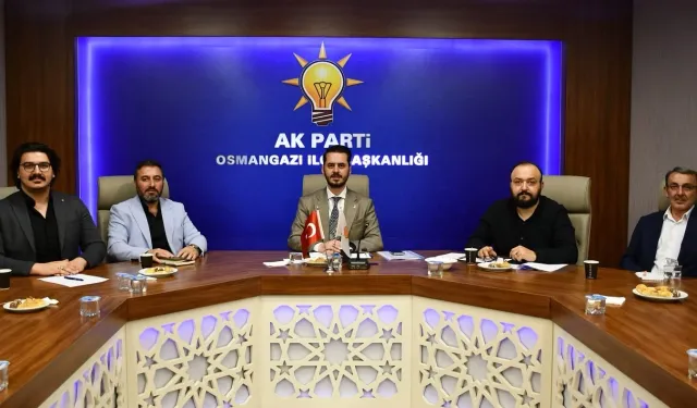 Bursa Osmangazi'de AK Parti Mahalle Başkanlarıyla buluştu