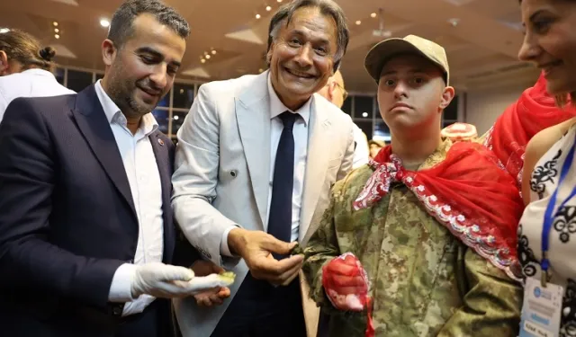 Bursa’da ‘özel askerler’ için kına eğlencesi