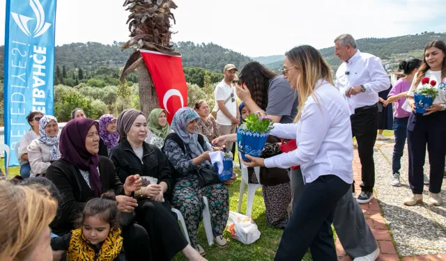 Güzelbahçeli anneler kahvaltıda buluştu