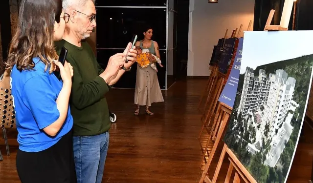 İzmir'de Menemen Konutları'nda evrak teslimleri başladı