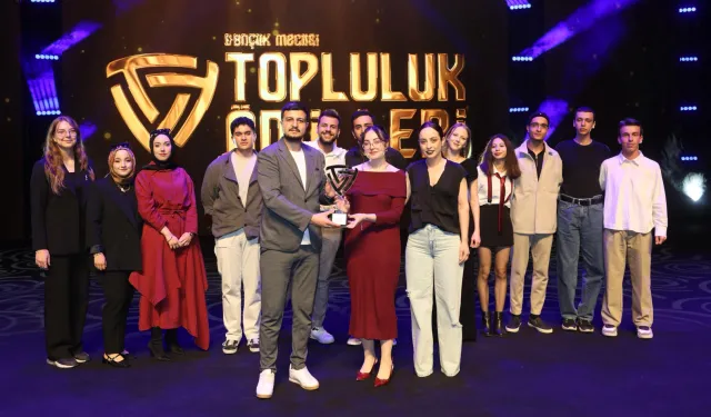 Konya Gençlik Meclisi ödüllendirdi
