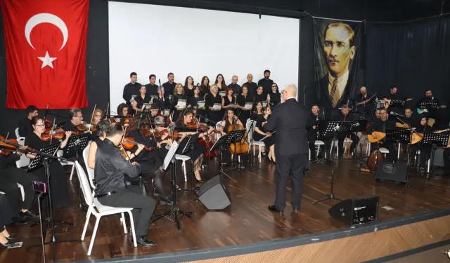Maarif Orkestrası Konseri büyüledi