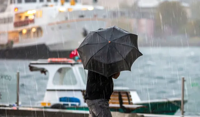 Meteoroloji'den sağanak, fırtına ve toz uyarısı