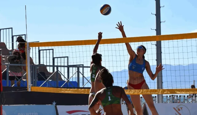 Ören'de play voleybol nefes kesti