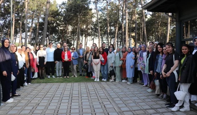 Üsküdar Üniversitesi, "Bilim Kafe Buluşmaları" ile bilimi halkla buluşturdu